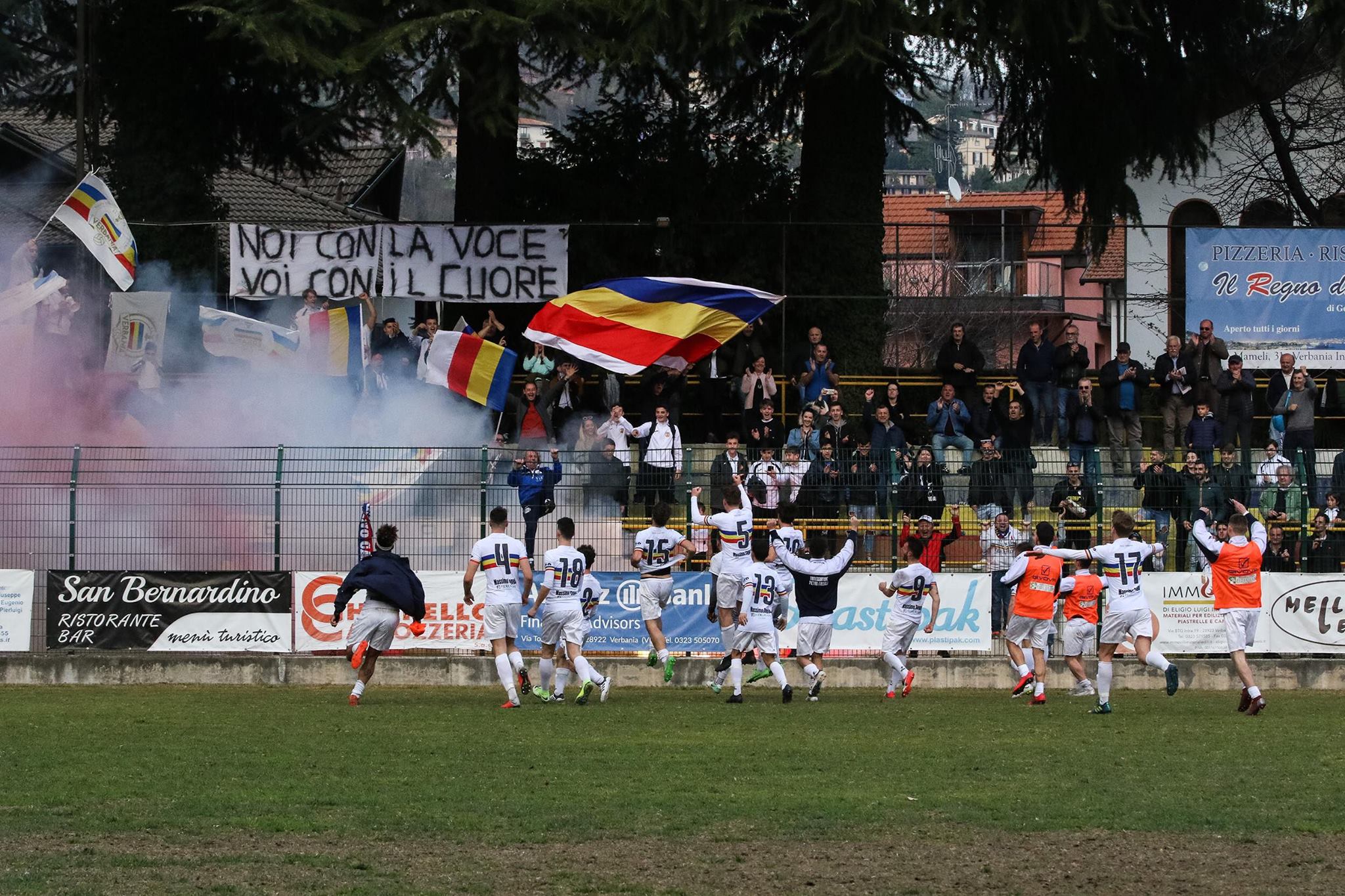 Ultras Verbania Biancocerchiati